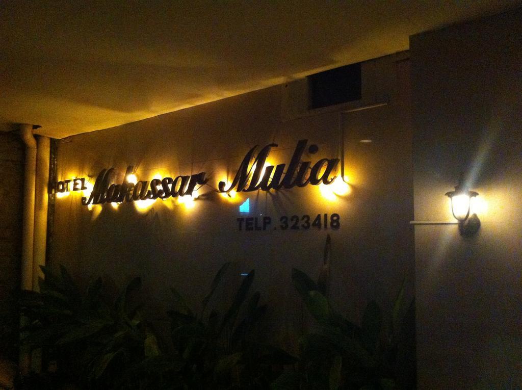 Makassar Mulia Hotel Buitenkant foto