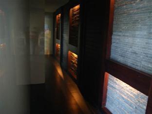 Makassar Mulia Hotel Buitenkant foto